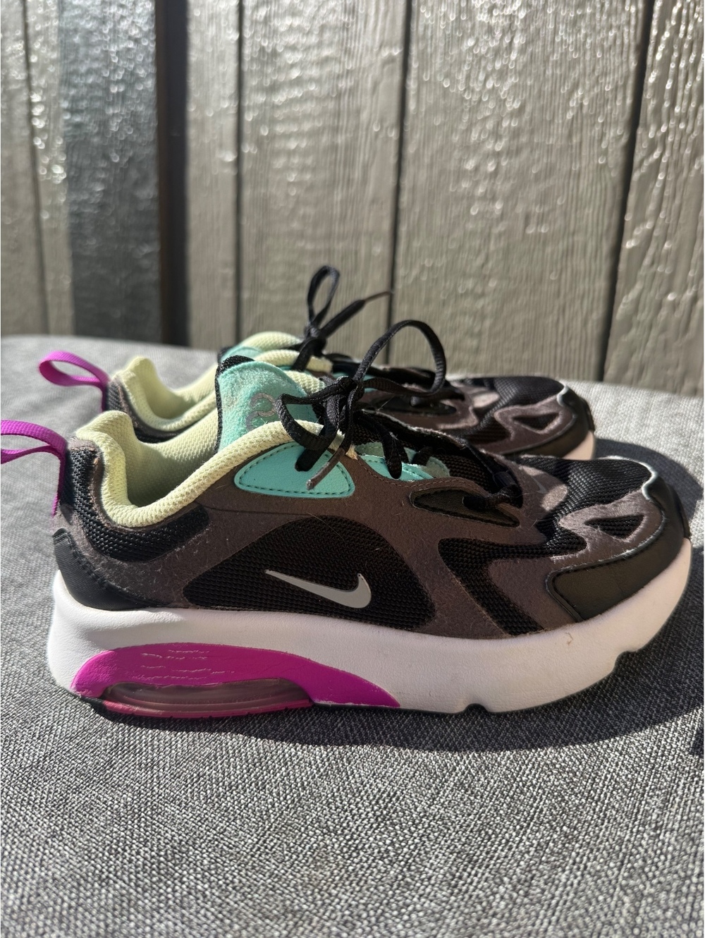 Nike Air Max 200 Youth Sneakers Size 1.5Y Black Pink Mint